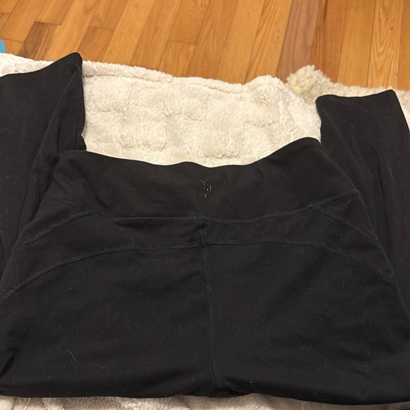 women’s capri workout leggings - Picture 3 of 3